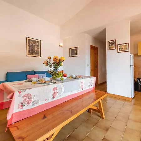 Apartment In Pittulongu 23140